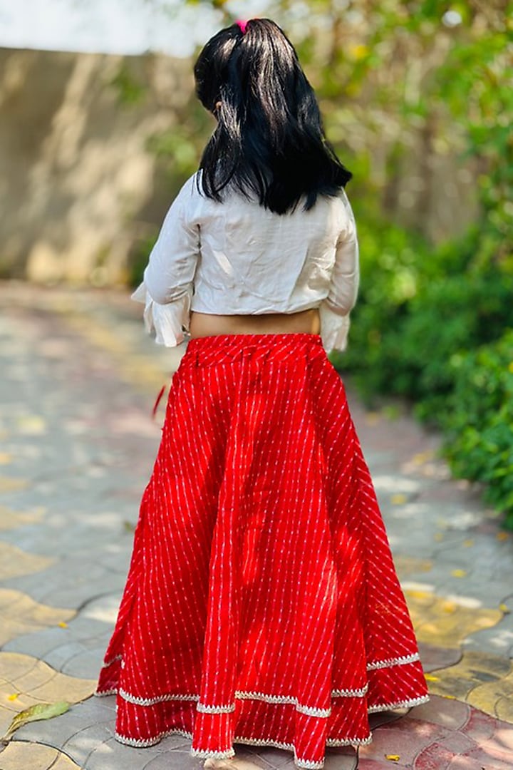 Red Kota Leheriya Skirt Set For Girls by SHRUTI JALAN at Pernia's Pop Up Shop