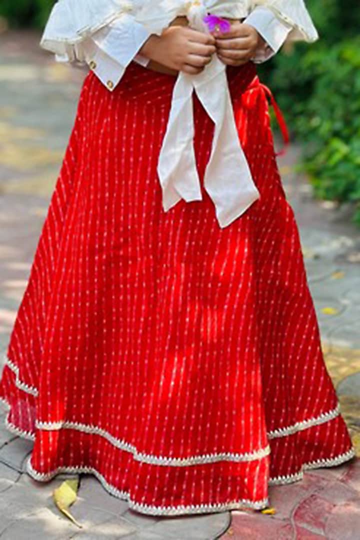 Red Kota Leheriya Skirt Set For Girls by SHRUTI JALAN at Pernia's Pop Up Shop