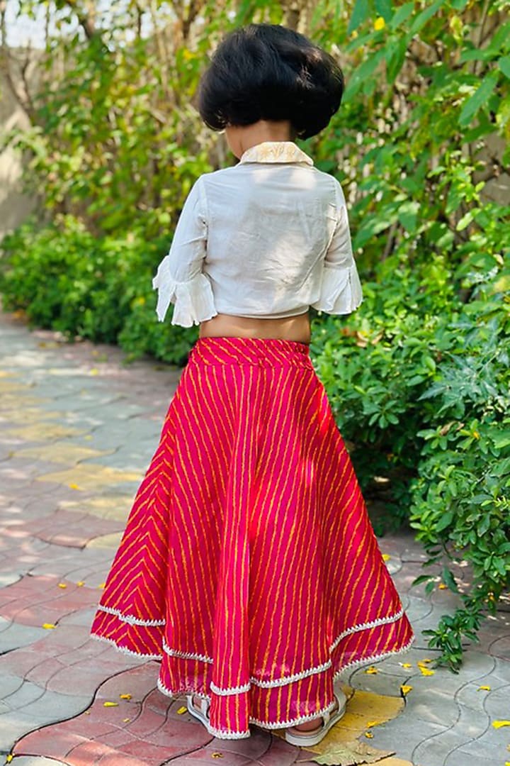 Coral Kota Leheriya Skirt Set For Girls by SHRUTI JALAN at Pernia's Pop Up Shop