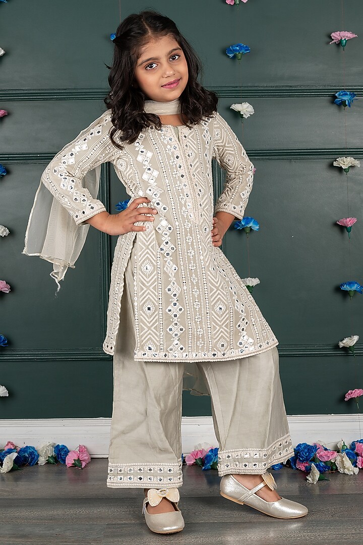 Grey Beige Georgette & Shantoon Embroidered Kurta Set For Girls by SHRUTI JALAN at Pernia's Pop Up Shop
