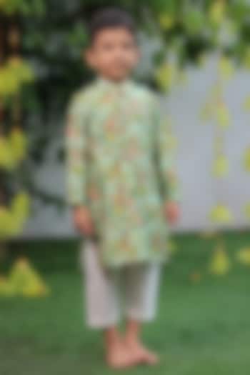 Green Chanderi Printed Kurta Set For Boys by SHRUTI JALAN at Pernia's Pop Up Shop