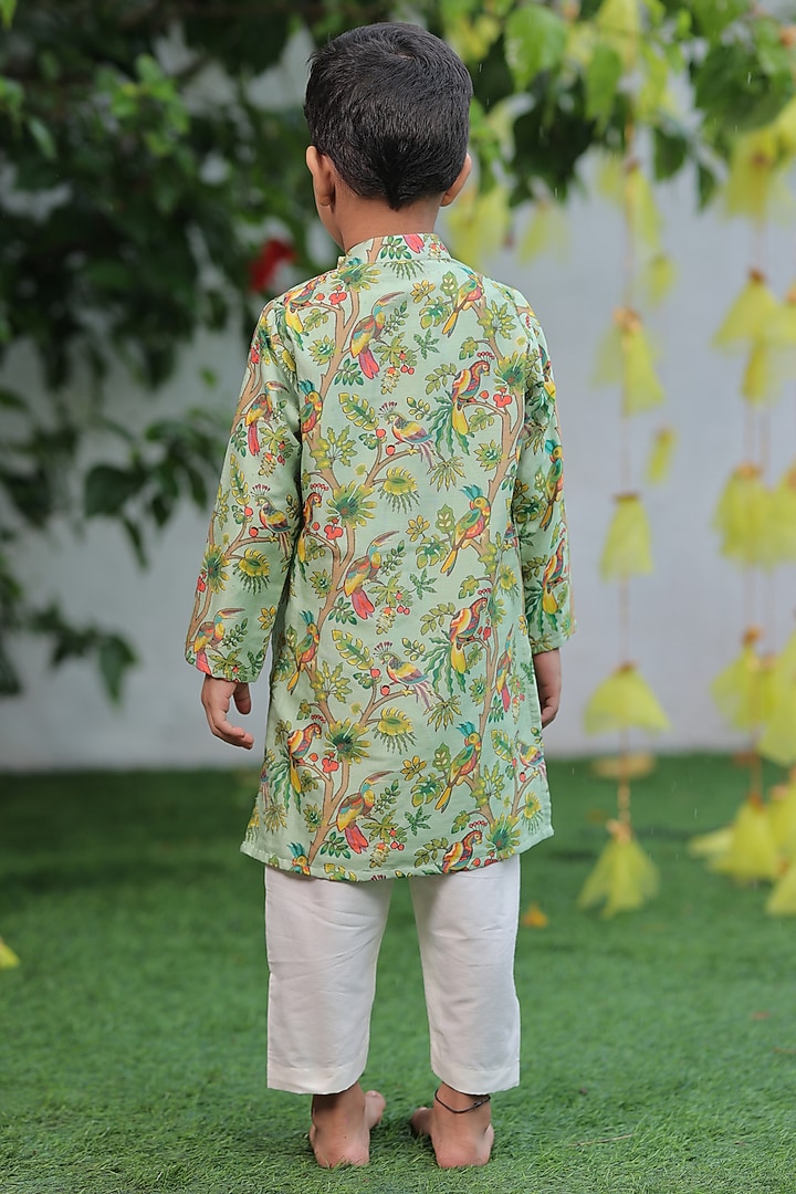 Green Chanderi Printed Kurta Set For Boys by SHRUTI JALAN at Pernia's Pop Up Shop