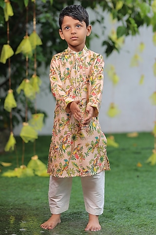 Peach Chanderi Printed Kurta Set For Boys by SHRUTI JALAN
