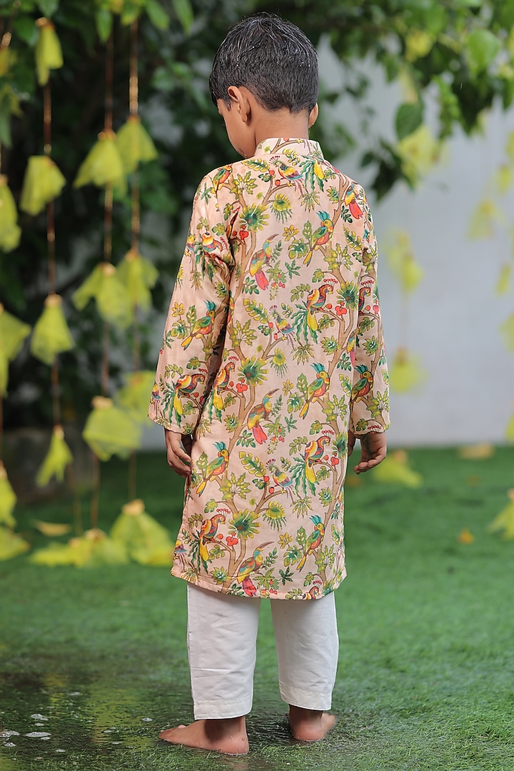 Peach Chanderi Printed Kurta Set For Boys by SHRUTI JALAN at Pernia's Pop Up Shop