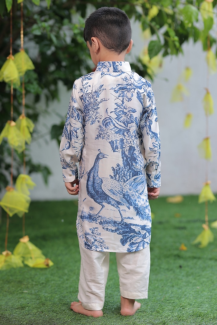 Blue & White Linen Printed Kurta Set For Boys by SHRUTI JALAN at Pernia's Pop Up Shop
