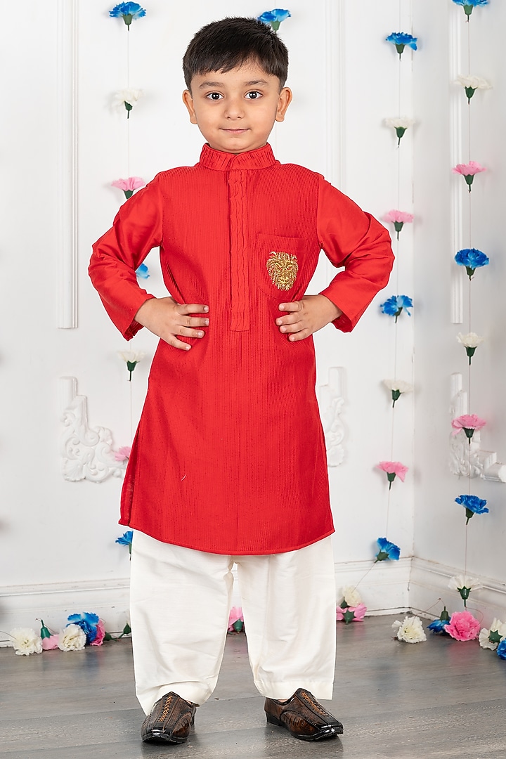 Red Cotton Silk Embroidered Kurta Set For Boys by SHRUTI JALAN at Pernia's Pop Up Shop