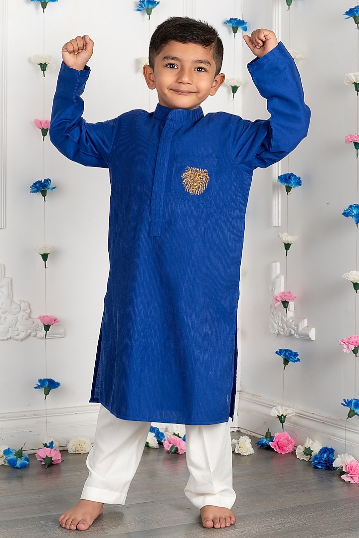 Royal Blue Cotton Silk Embroidered Kurta Set For Boys by SHRUTI JALAN at Pernia's Pop Up Shop