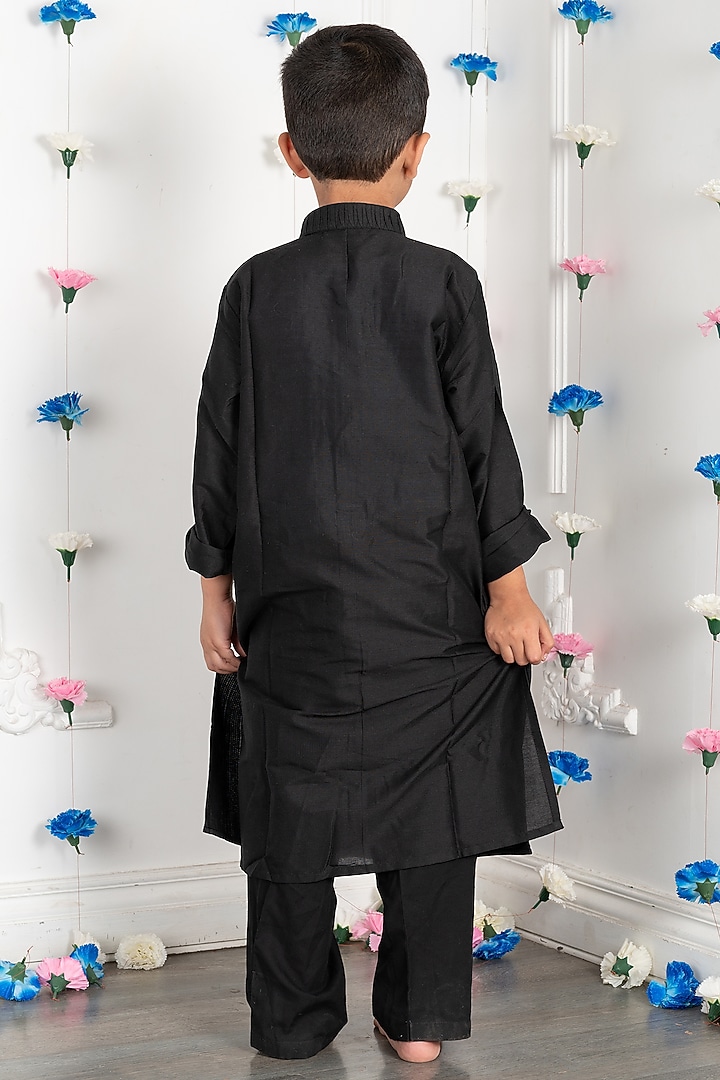 Black Cotton Silk Embroidered Kurta Set For Boys by SHRUTI JALAN at Pernia's Pop Up Shop