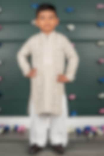 Grey Beige Georgette Embroidered Kurta Set For Boys by SHRUTI JALAN at Pernia's Pop Up Shop
