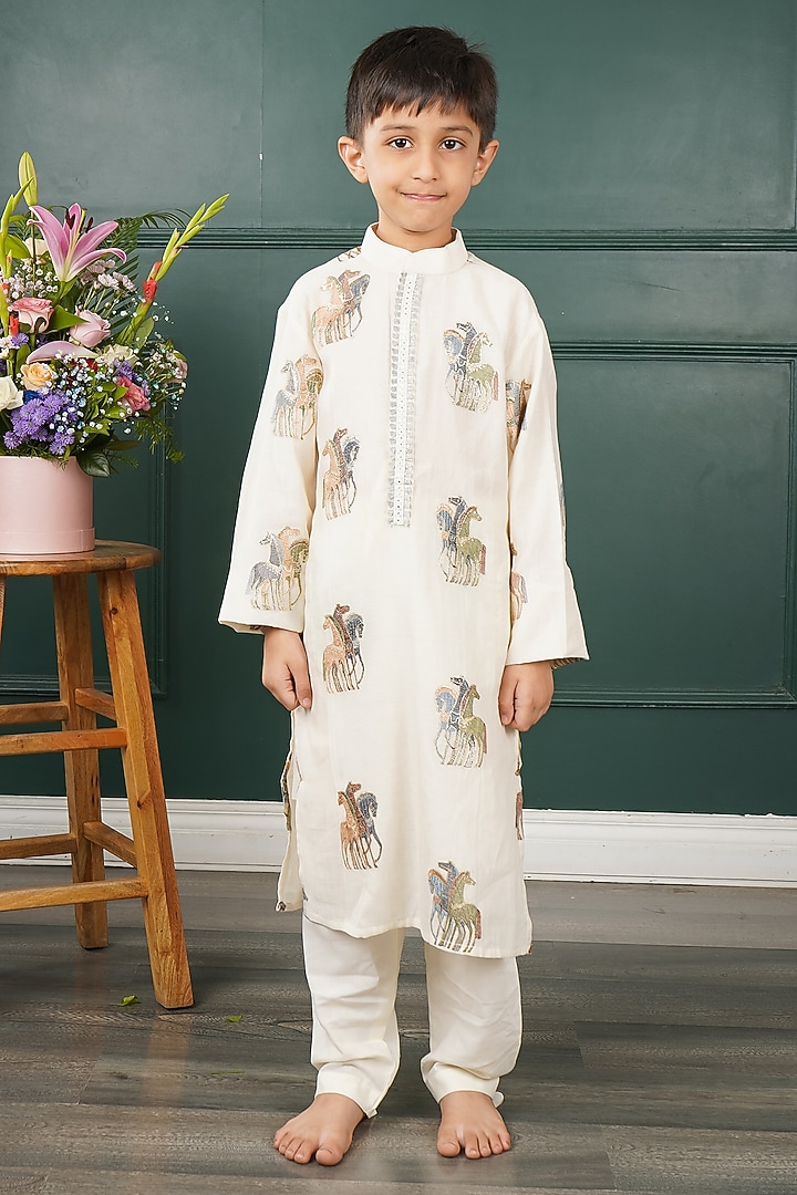 Cream Mal & Chanderi Embroidered Kurta Set For Boys by SHRUTI JALAN at Pernia's Pop Up Shop