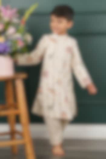 Cream Mal Embroidered Kurta Set For Boys by SHRUTI JALAN at Pernia's Pop Up Shop