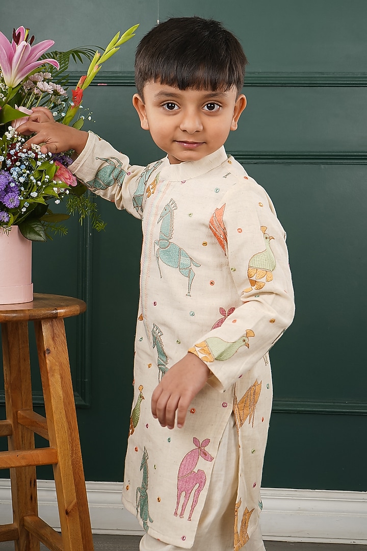 Cream Mal Embroidered Kurta Set For Boys by SHRUTI JALAN at Pernia's Pop Up Shop