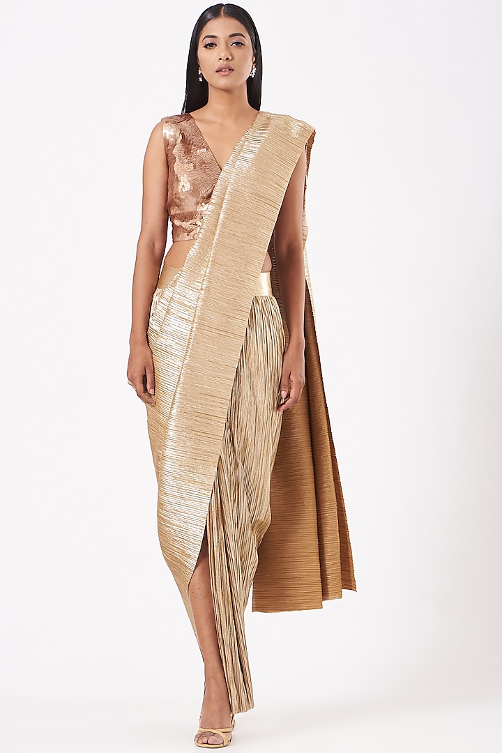 Sand Brown Pleated Metallic Saree With Chocolate Brown APS Blouse by 431-88 By Shweta Kapur
