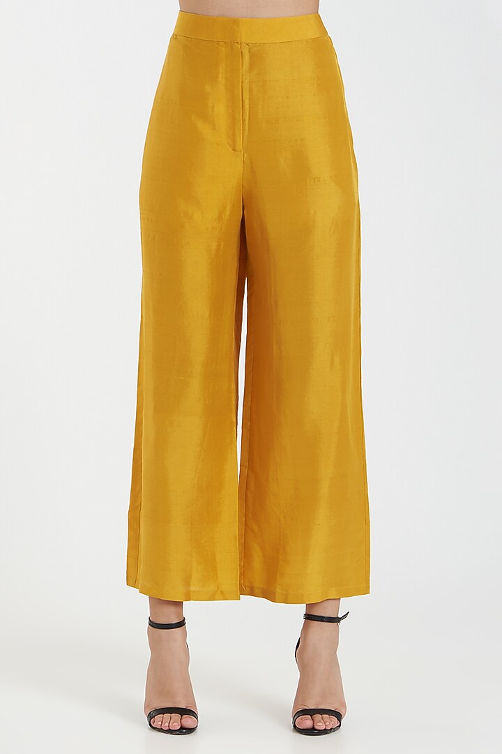 Yellow & Black Silk Kurta Set by 431-88 By Shweta Kapur at Pernia's Pop Up Shop