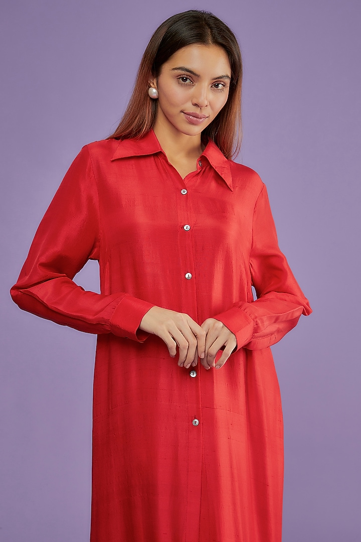 Red Silk Kurta Set by 431-88 By Shweta Kapur at Pernia's Pop Up Shop