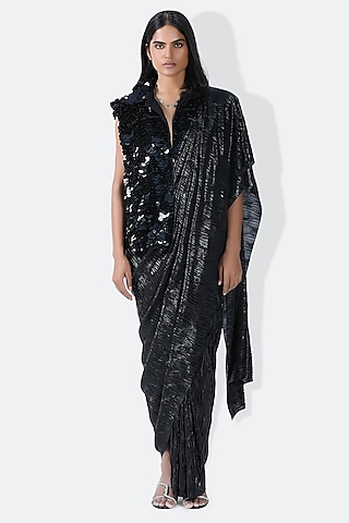 Black Pleated Metallic Saree by 431-88 By Shweta Kapur