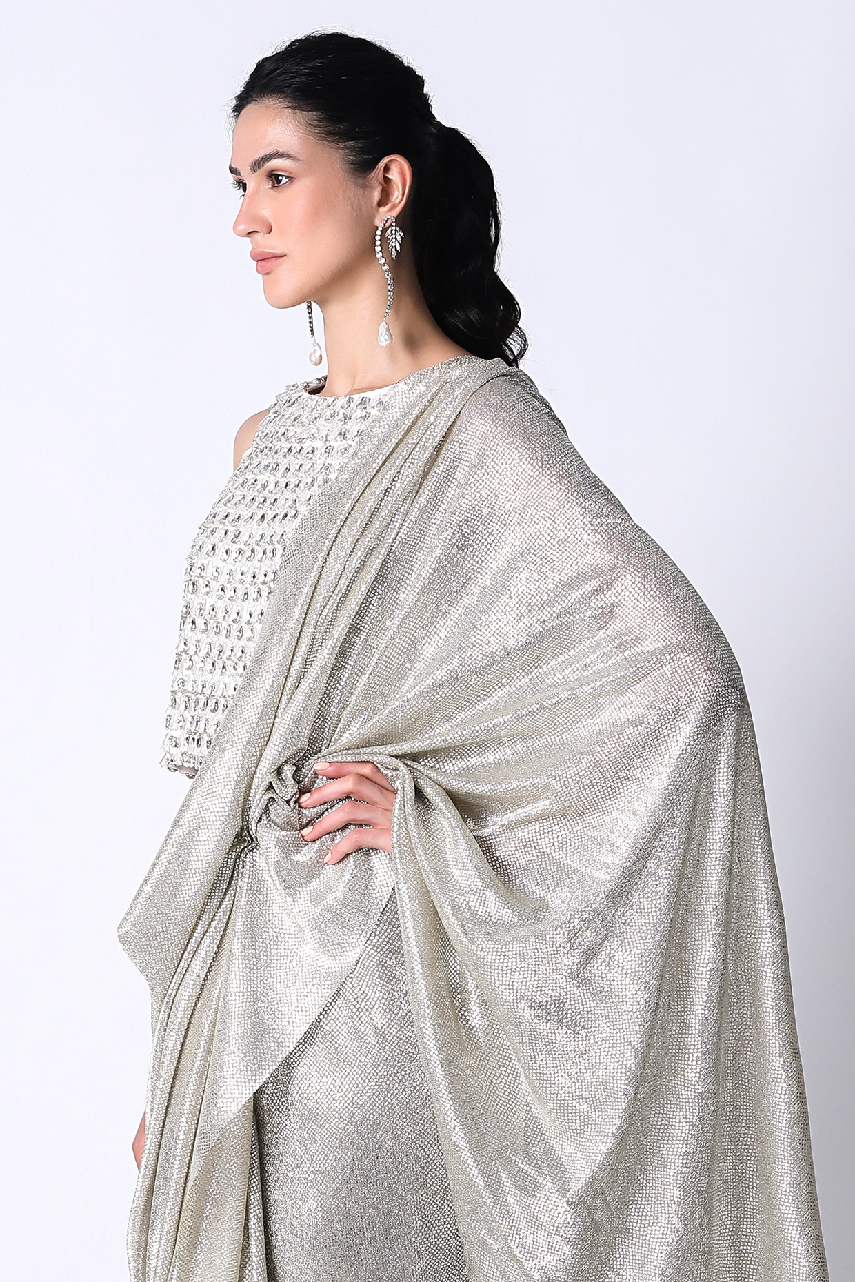 Silver Saree - Buy Silver Color Saree Online For Women – Koskii