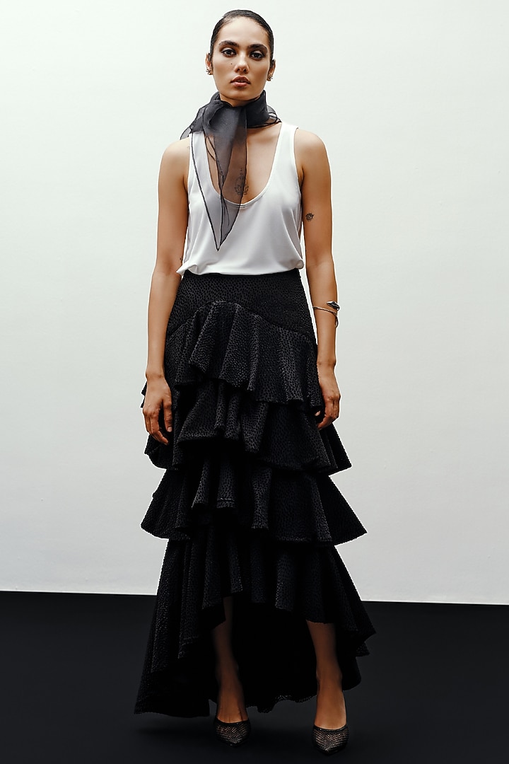 White Jersey Ganji Top by 431-88 By Shweta Kapur at Pernia's Pop Up Shop