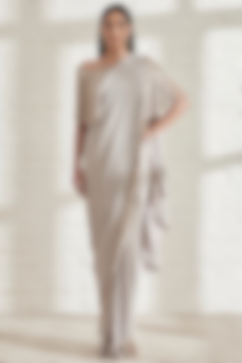 Grey Pre-Pleated Party Wear Saree With Grey Off-Shoulder Fringe Top by 431-88 By Shweta Kapur at Pernia's Pop Up Shop