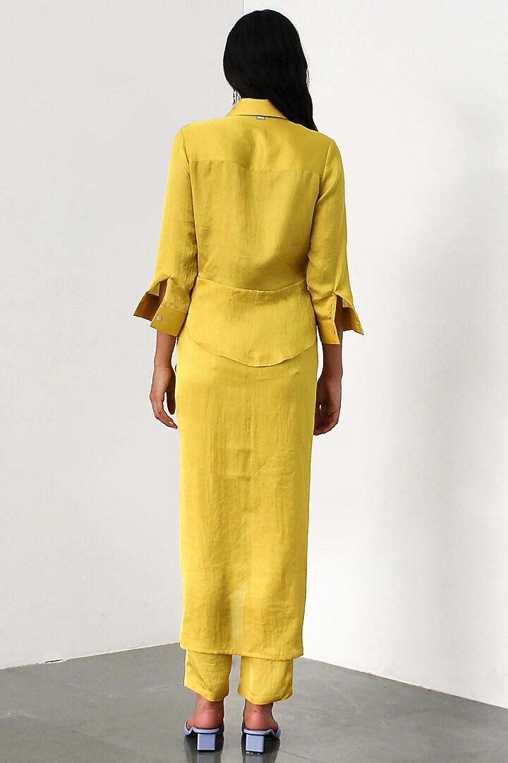 Lemon Hand Embroidered Knot Kurta Set by 431-88 By Shweta Kapur at Pernia's Pop Up Shop