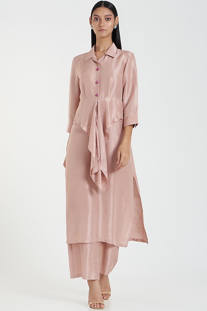 Baby Pink Silk Kurta Set by 431-88 By Shweta Kapur at Pernia's Pop Up Shop