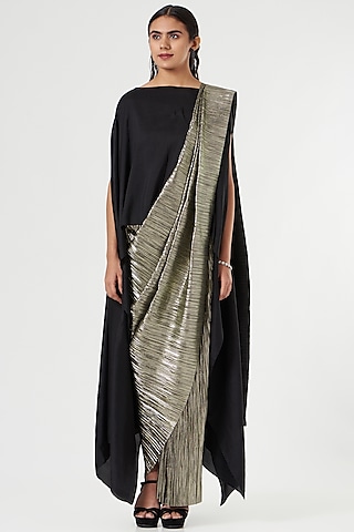 Black Gold Silk Pre-Draped Saree by 431-88 By Shweta Kapur
