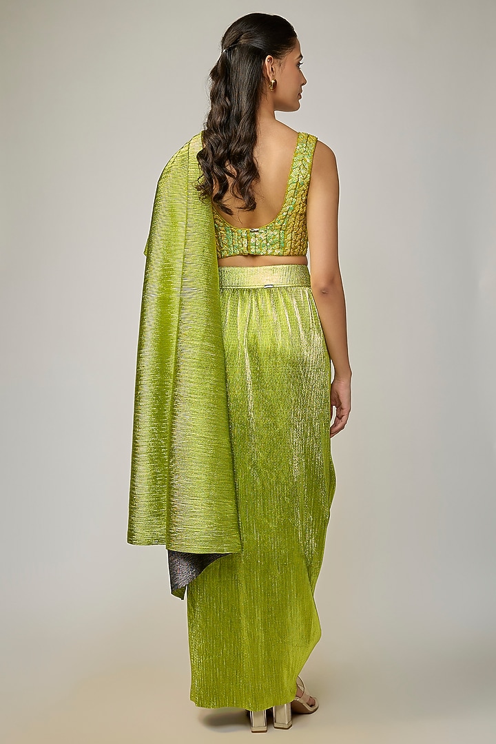 Kelly Green Pleated Fabric Pre-Stitched Wedding Saree by 431-88 By Shweta Kapur at Pernia's Pop Up Shop
