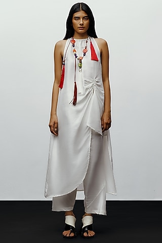 White Silk Asymmetric Kurta Set by 431-88 By Shweta Kapur