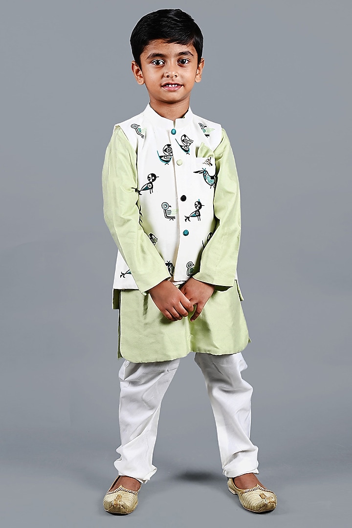 Off-White Cotton Cambric Printed Nehru Jacket Set For Boys by Shining Kanika
