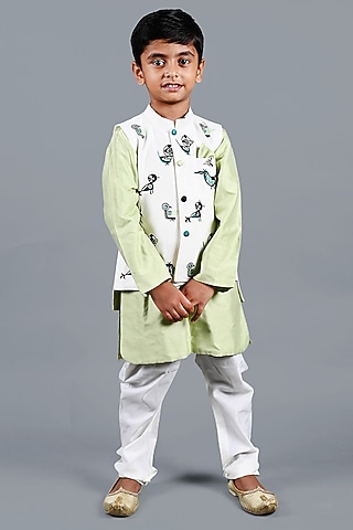 Off-White Cotton Cambric Printed Nehru Jacket Set For Boys by Shining Kanika