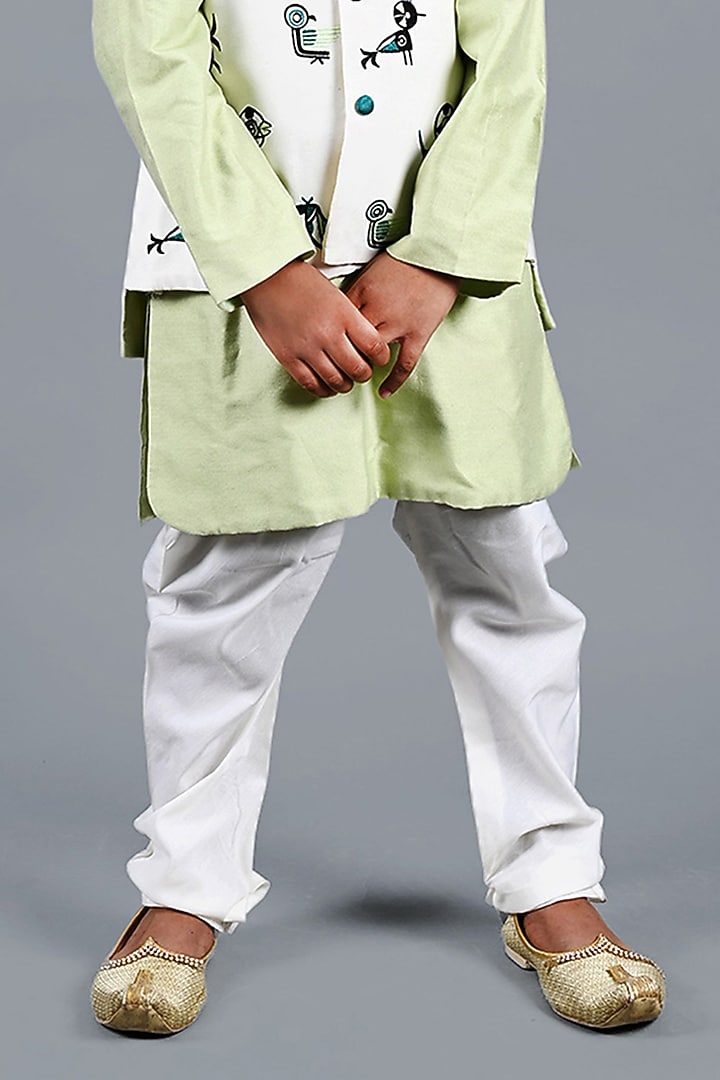 Off-White Cotton Cambric Printed Nehru Jacket Set For Boys by Shining Kanika at Pernia's Pop Up Shop