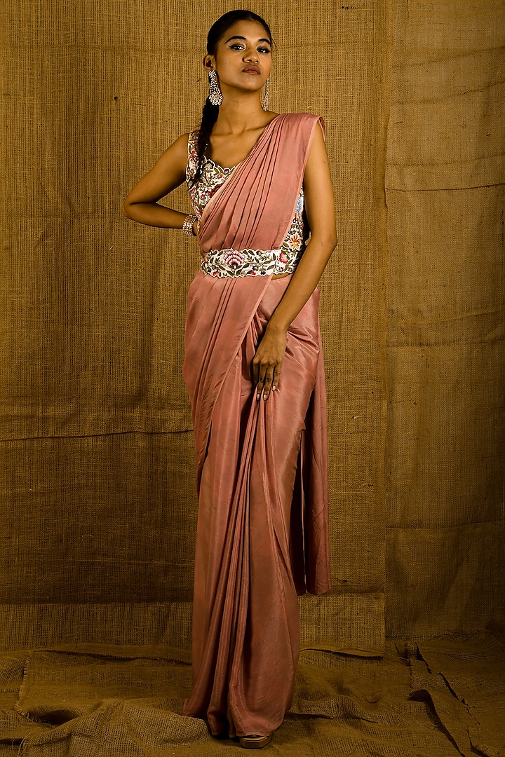 Rustic Pink Crepe Saree Set by Shloka Sudhakar