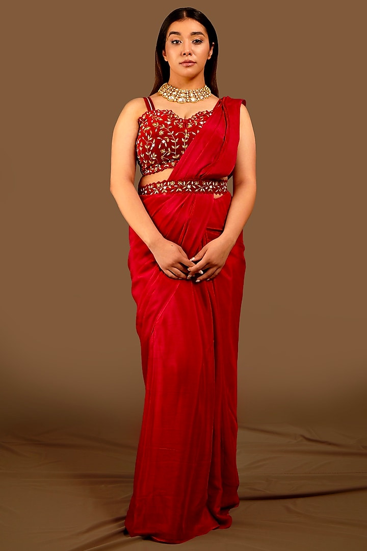 Dark Red Chinon Saree Set by Shloka Sudhakar at Pernia's Pop Up Shop