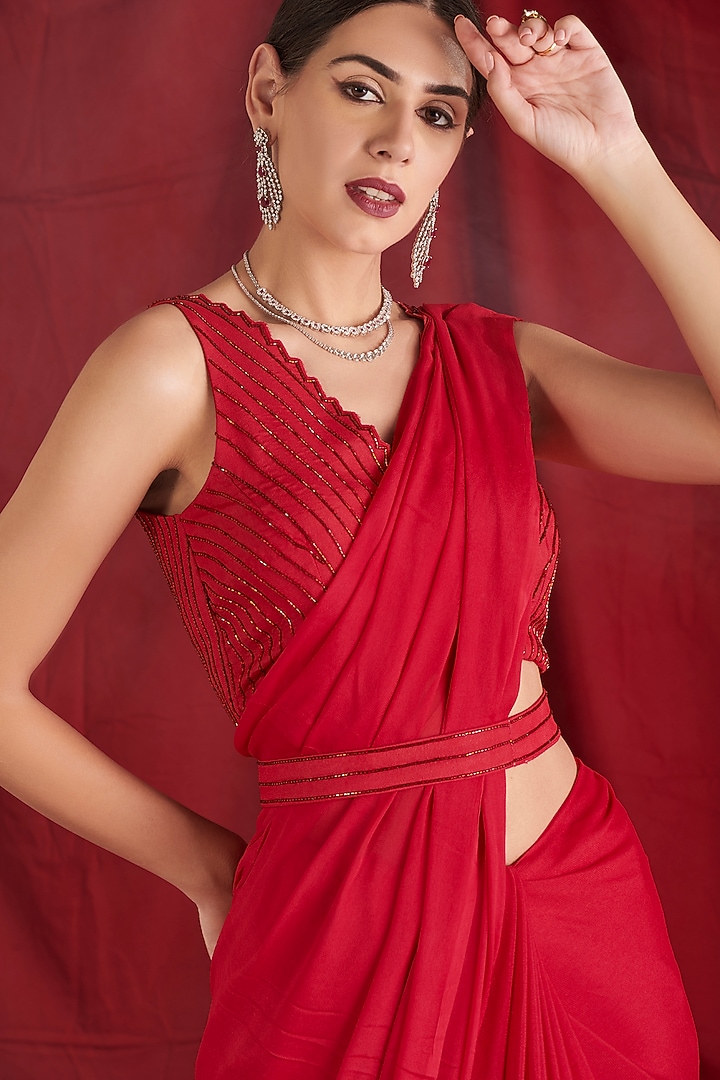 Red Crepe & Chinon Party Wear Saree Set by Shloka Sudhakar at Pernia's Pop Up Shop