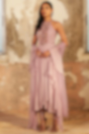 Lilac Embroidered Kurta Set by SHLOKA KHIALANI at Pernia's Pop Up Shop