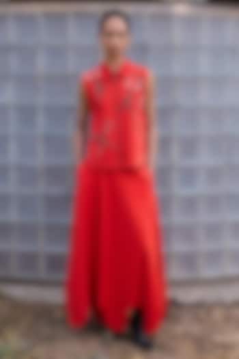 Red Silk Chanderi Hand Embroidered Co-Ord Set by Shahin Mannan at Pernia's Pop Up Shop