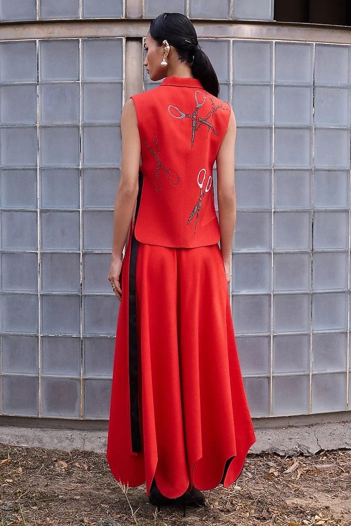 Red Silk Chanderi Hand Embroidered Co-Ord Set by Shahin Mannan at Pernia's Pop Up Shop