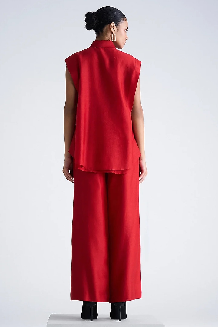 Red Silk Chanderi Hand Embroidered Co-Ord Set by Shahin Mannan at Pernia's Pop Up Shop