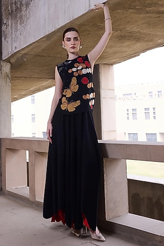 Black Japanese Crepe Skirt Set by Shahin Mannan