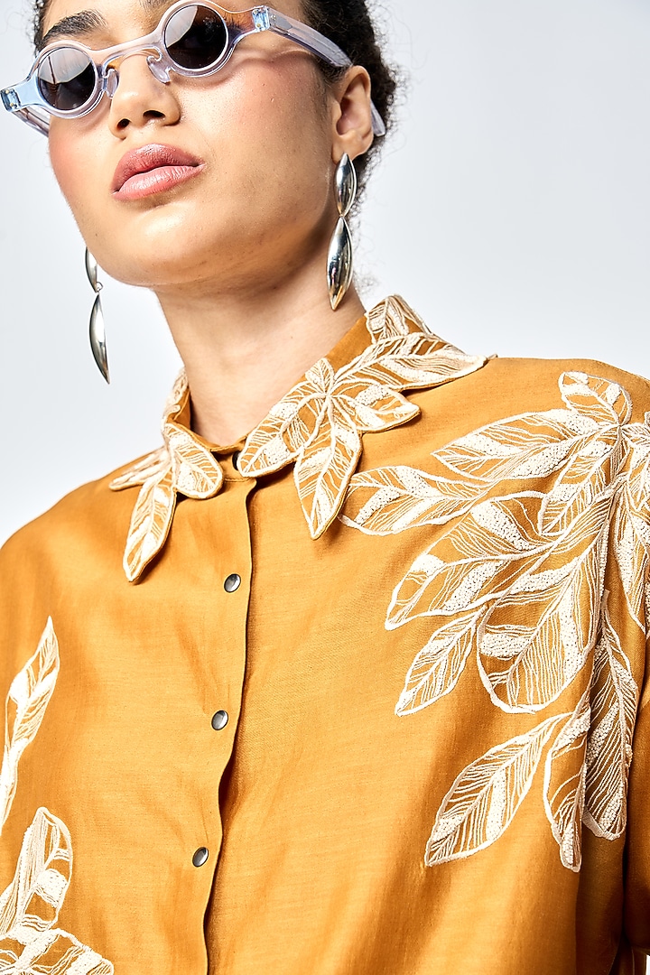 Gold Silk Chanderi Co-Ord Set by Shahin Mannan at Pernia's Pop Up Shop