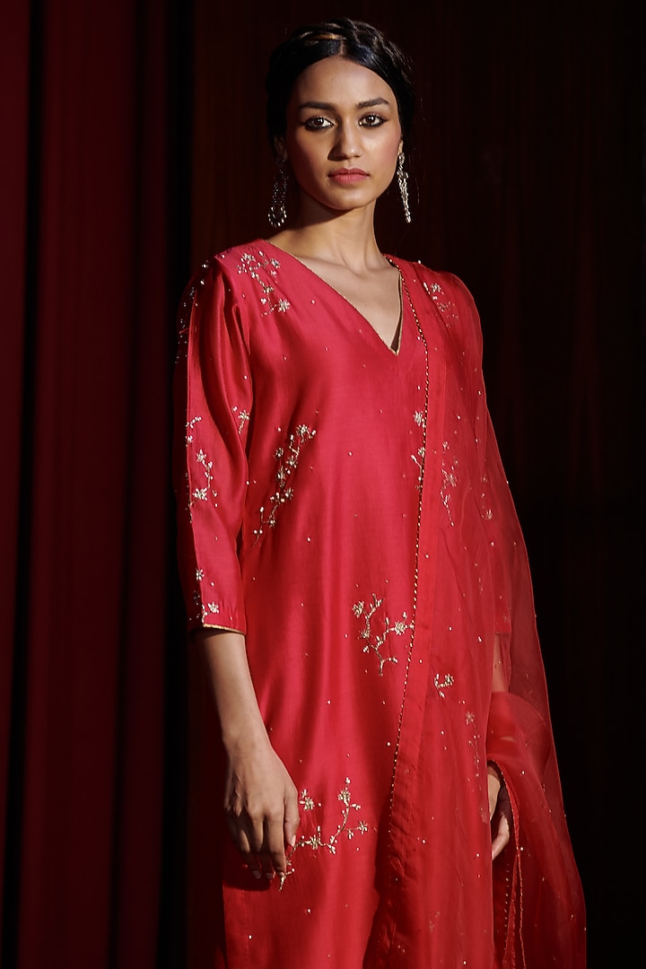Berry Red Kurta Set With Embroidery by Shikha Mehta at Pernia's Pop Up Shop