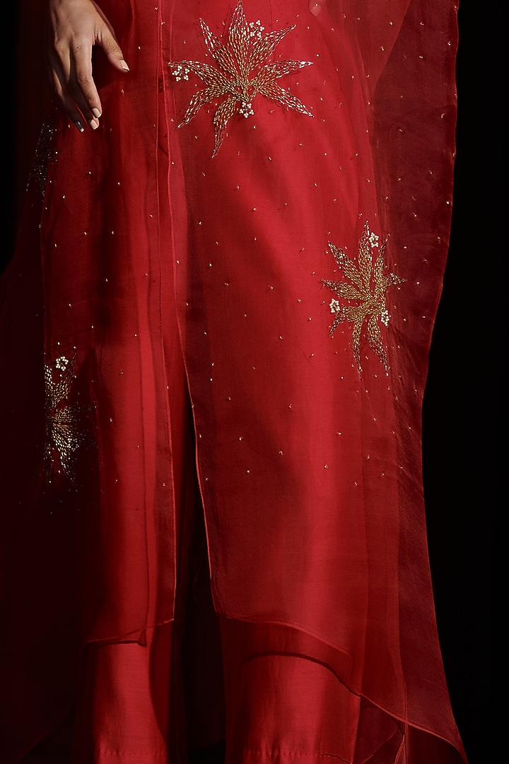 Berry Red Embroidered Cape Set by Shikha Mehta at Pernia's Pop Up Shop