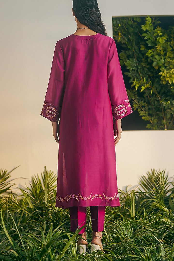 Wine Silk Chanderi Thread Embroidered Kurta Set by Shikha Mehta at Pernia's Pop Up Shop
