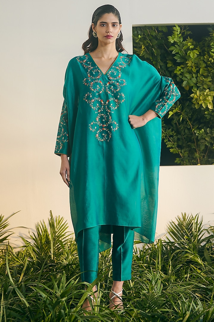 Emerald Silk Chanderi Embroidered Kaftan Set by Shikha Mehta