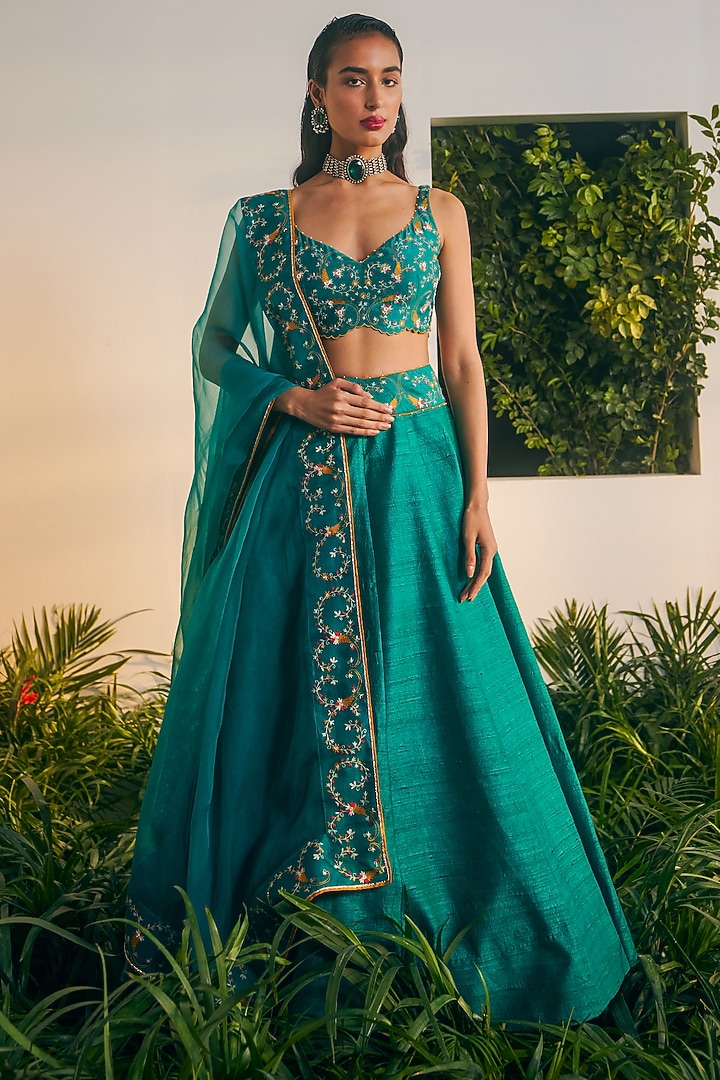 Emerald Raw Silk Embroidered Wedding Lehenga Set by Shikha Mehta at Pernia's Pop Up Shop