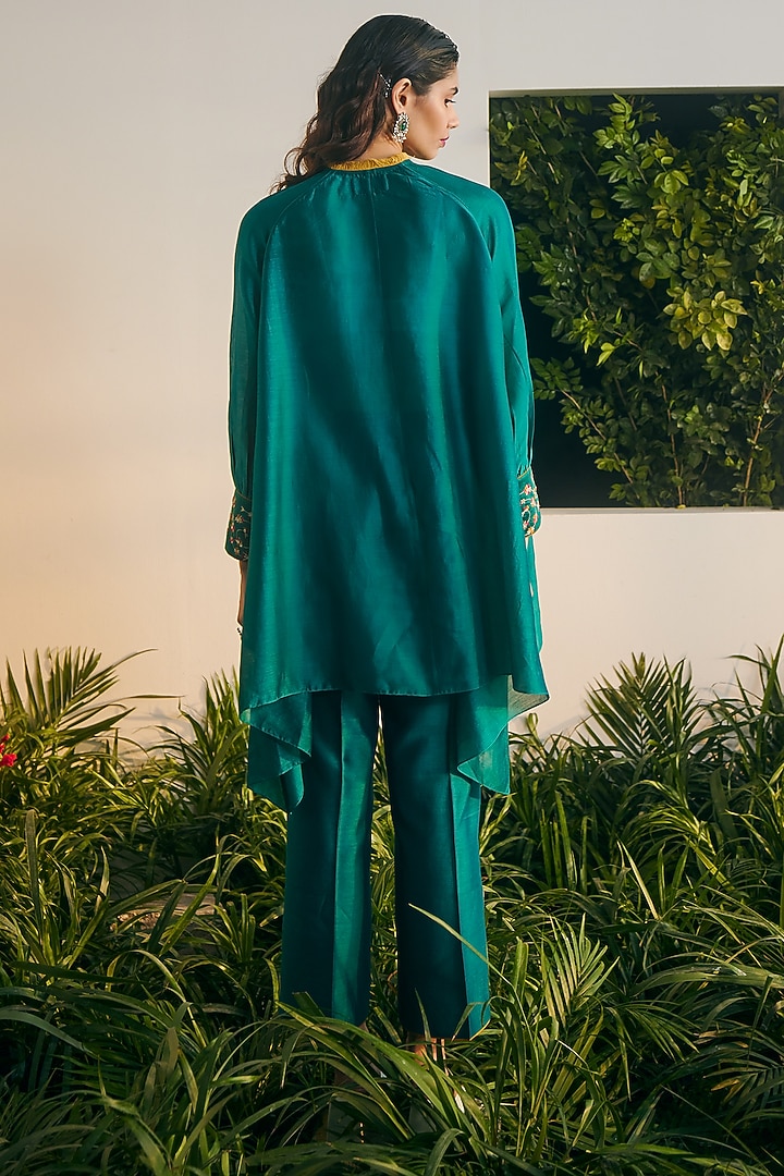 Emerald Silk Chanderi Thread Embroidered Tunic Set by Shikha Mehta at Pernia's Pop Up Shop