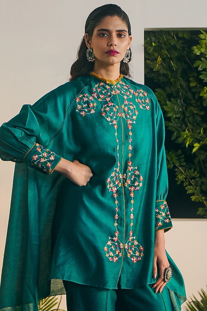 Emerald Silk Chanderi Thread Embroidered Tunic Set by Shikha Mehta at Pernia's Pop Up Shop