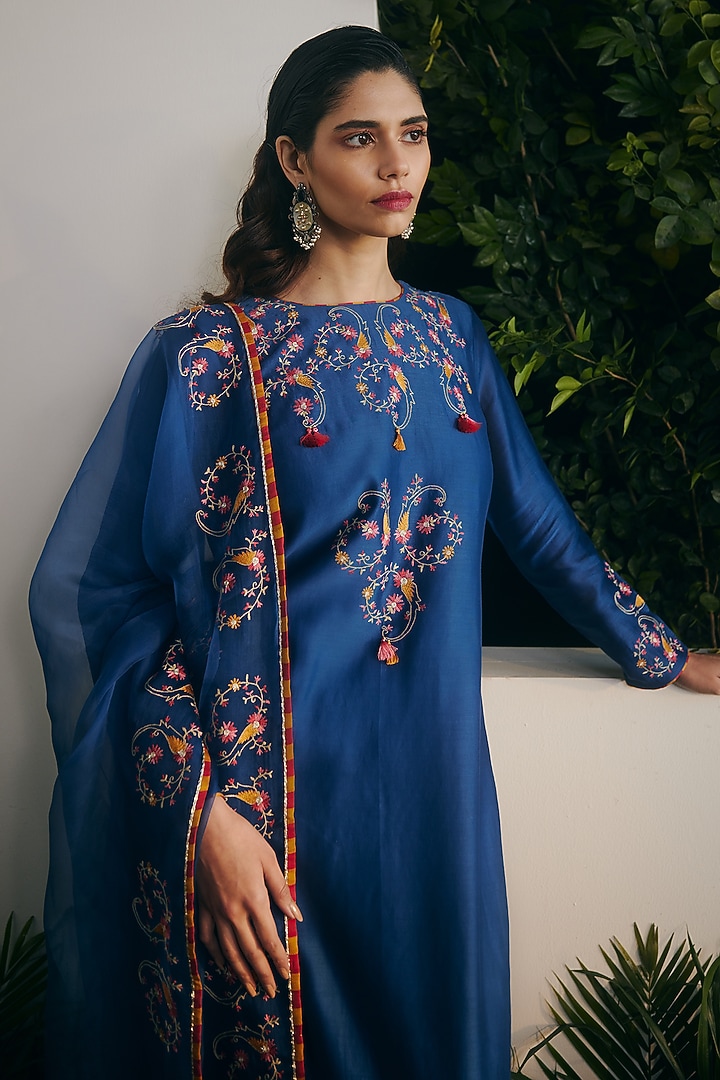 Cobalt Blue Silk Chanderi Embroidered Straight Kurta Set by Shikha Mehta at Pernia's Pop Up Shop