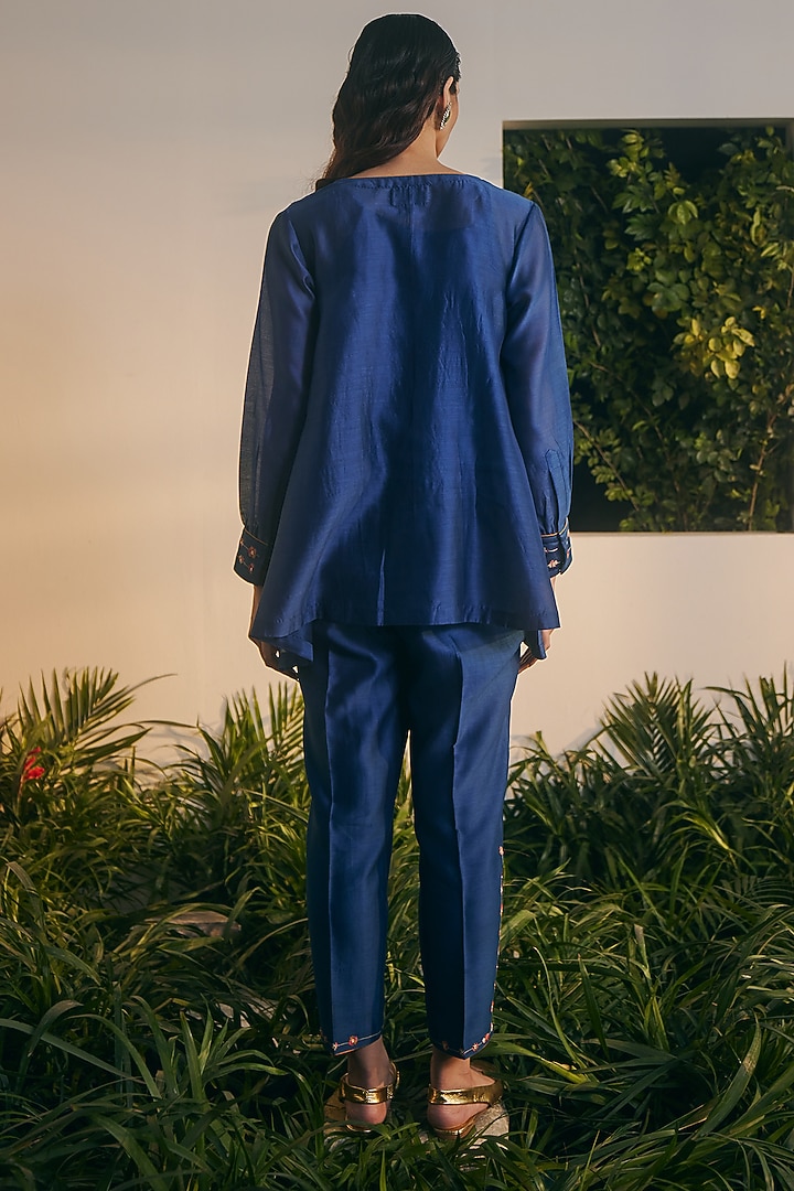 Cobalt Blue Silk Chanderi Embroidered Co-Ord Set by Shikha Mehta at Pernia's Pop Up Shop