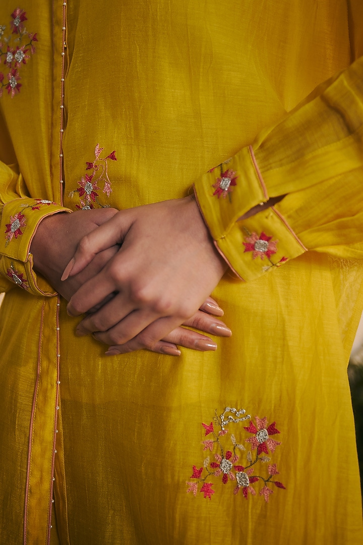 Yellow Silk Chanderi Embroidered Co-Ord Set by Shikha Mehta at Pernia's Pop Up Shop